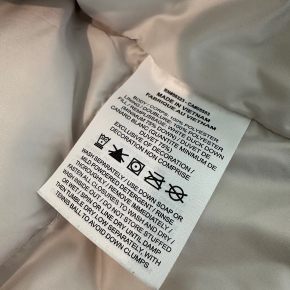 Nike StormFit Wind Runner Jacket - Picture 6 of 8